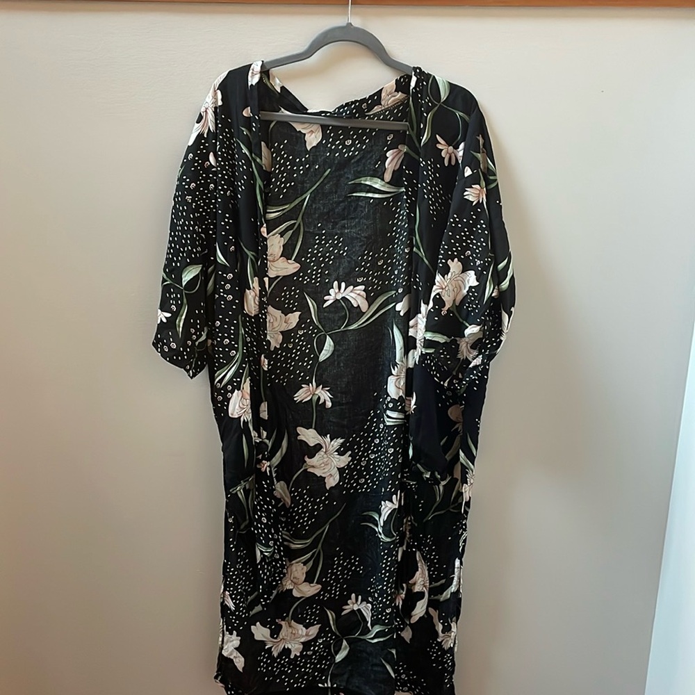 Cardigan - Picture 1 of 2